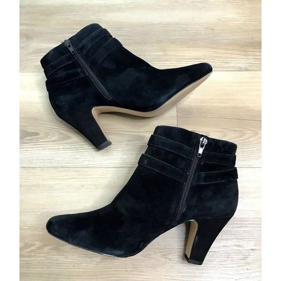 SOLD NWOB INC International Concepts Dorine Black Suede Ankle Booties Size 8.5 - Picture 6 of 11